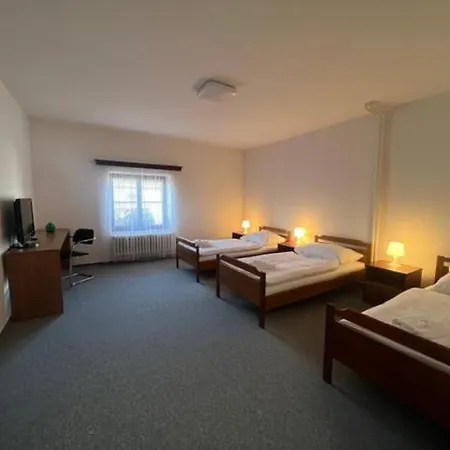 Nobiles Szálloda Šternberk